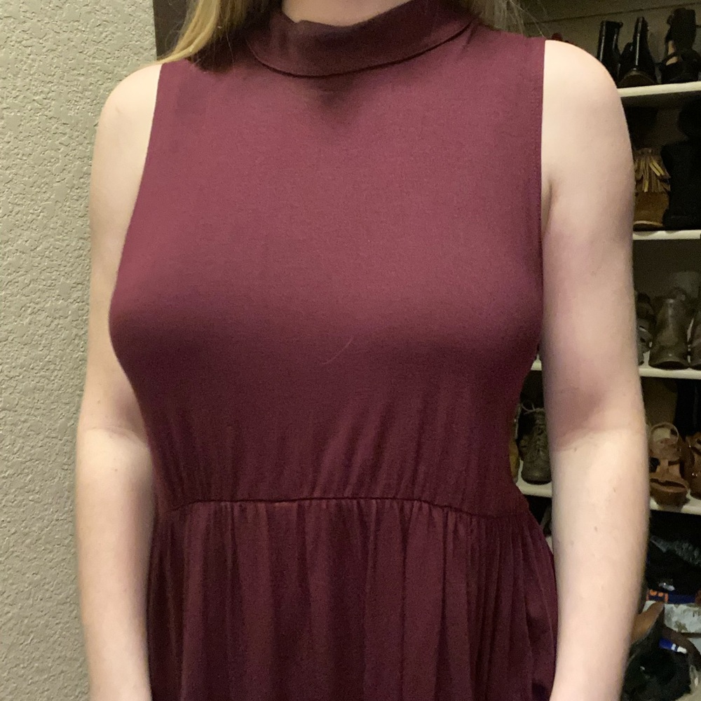 Burgundy soft sleeveless dress